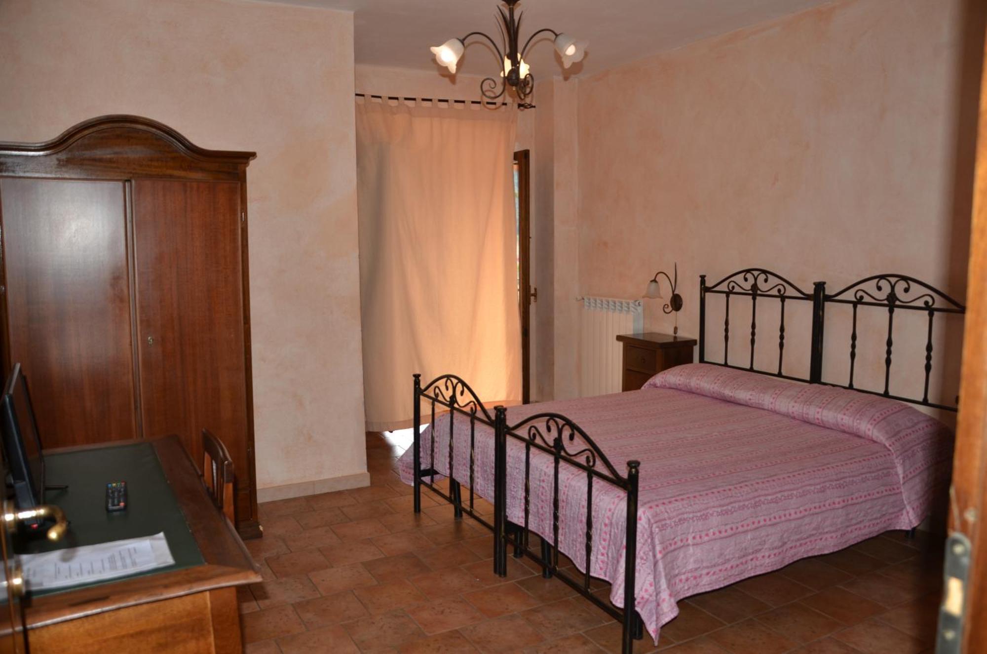 Agriturismo Masseria Castiglione Gallicchio Экстерьер фото
