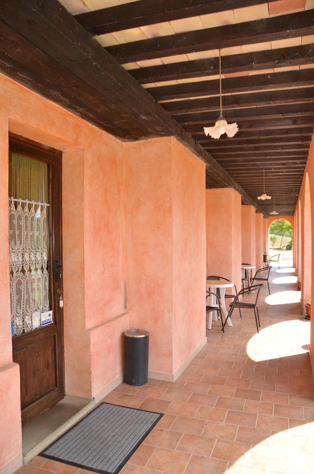 Agriturismo Masseria Castiglione Gallicchio Экстерьер фото